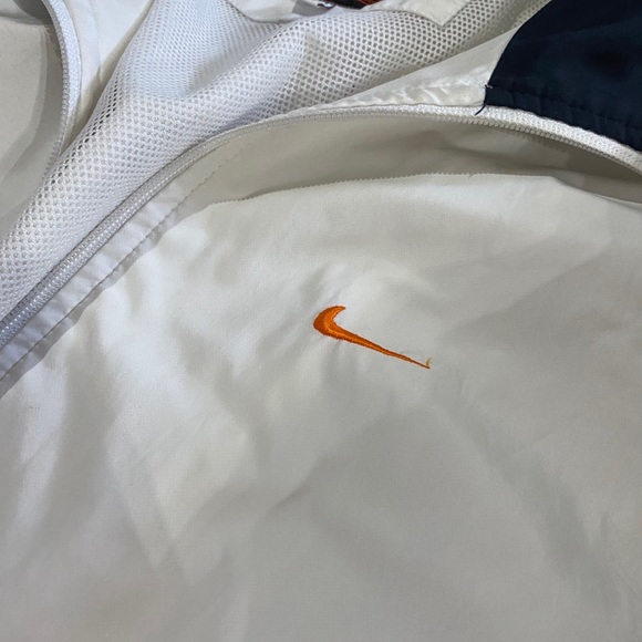 Vintage Nike Windbreaker - Picture 2 of 3